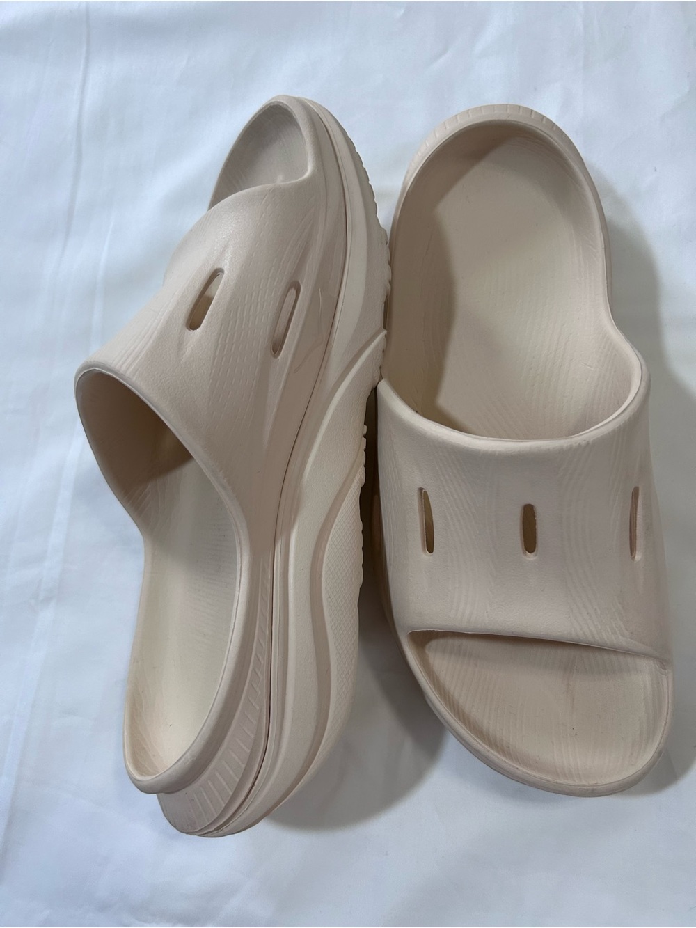 HOKA Beige Ora Recovery Slide,W7 - Picture 12 of 16